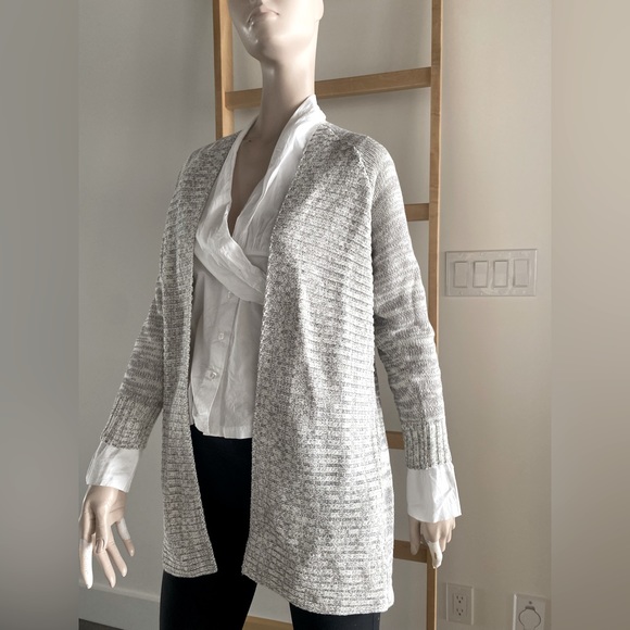 Reserved Duster Cardigan in Oatmeal knit - Picture 2 of 15